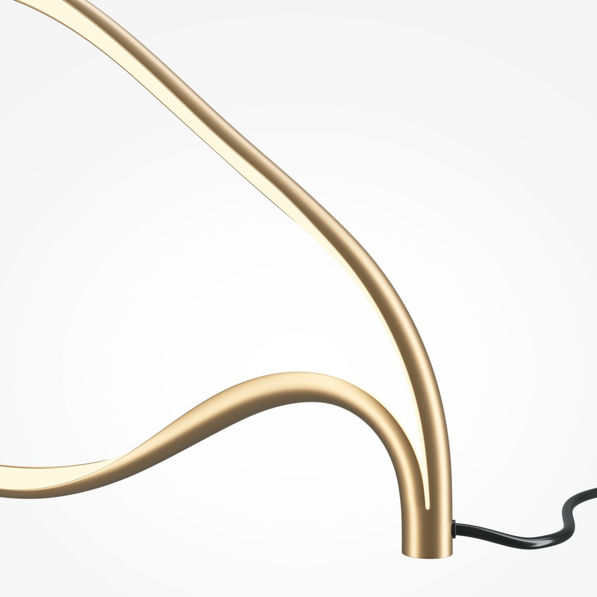 Plons 25cm Messing tafellamp Van Maytoni - Het beschikt over een ingebouwde LED-lichtbron met een kleurtemperatuur van 3000K, die een aangenaam en warmwit licht geeft.