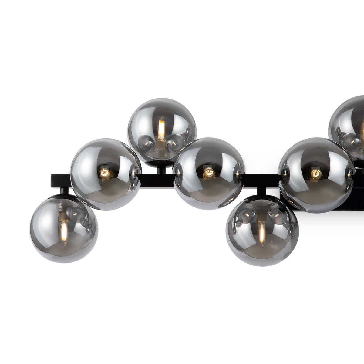 Dallas 95cm Zwart wandlamp Van Maytoni - Creëer een verfijnde en uitnodigende sfeer met Dallas, een lamp die uw huis met klasse en finesse verlicht.