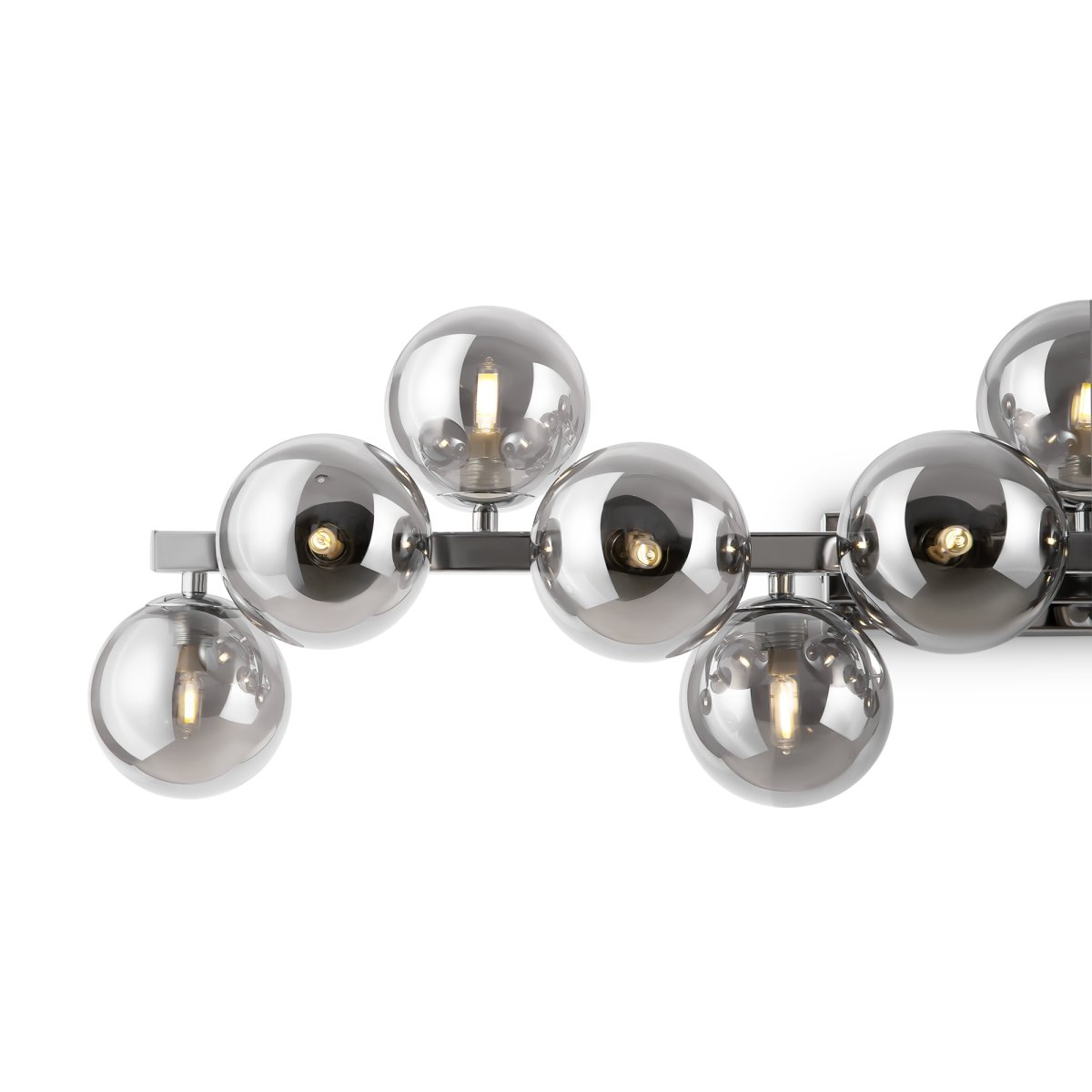 Dallas 95cm Chroom wandlamp Van Maytoni - Creëer een verfijnde en uitnodigende sfeer met Dallas, een lamp die uw huis met klasse en finesse verlicht.