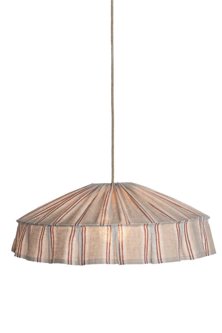 Vinga Lampenkap Excl. Ophanging Ø58 Natuur/roest hanglamp Van Alde & Lind - Vinga is een decoratieve plafondlampenkap gemaakt van 100% linnen met een gestreept patroon in roestbruine en natuurlijke tinten.