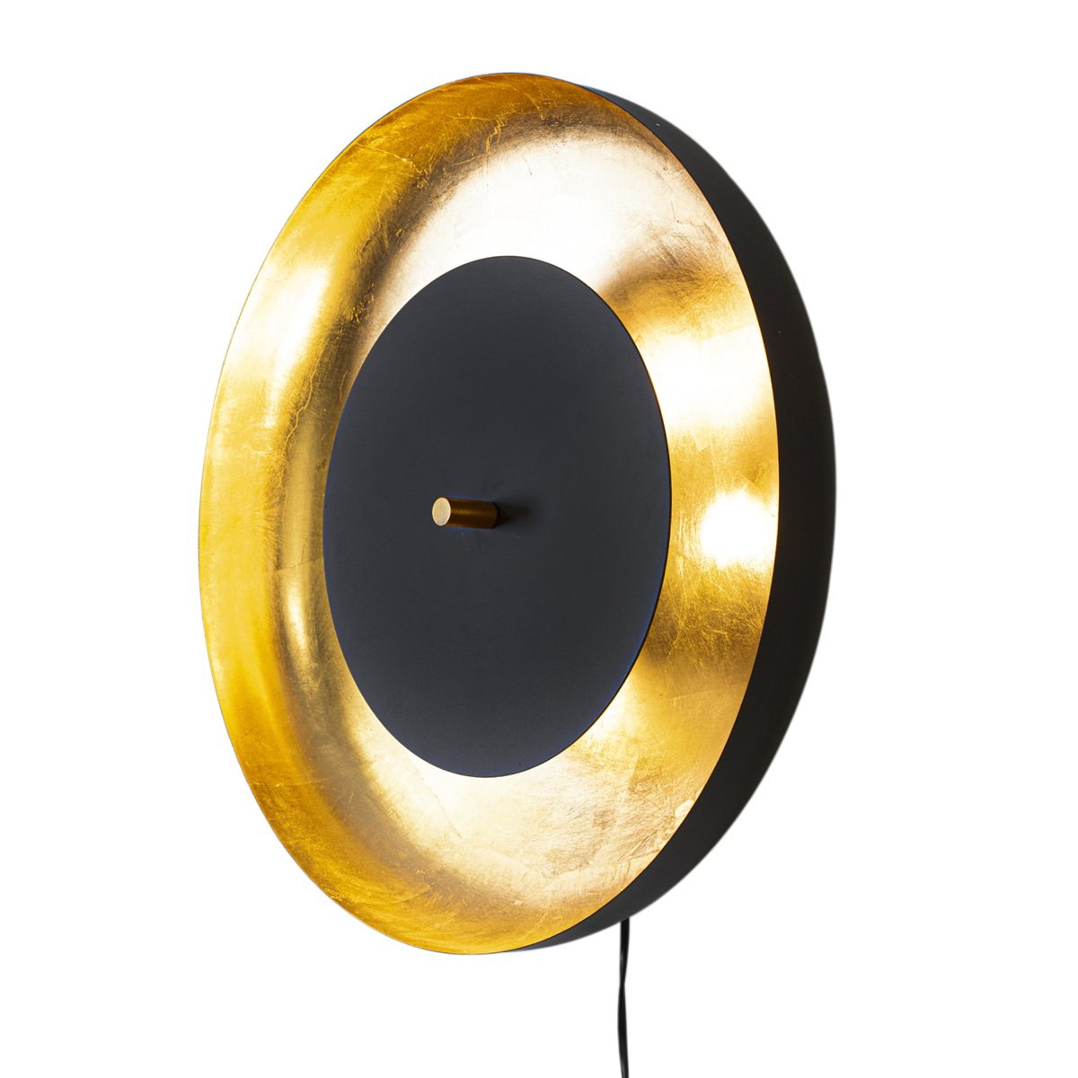 Shelby Ø50 Matzwart wandlamp Van By Rydéns - De Shelby wandlamp combineert vorm en functie op naadloze wijze en biedt zowel praktische verlichting als een opvallend artistiek detail dat uw leefruimte echt zal verfraaien.