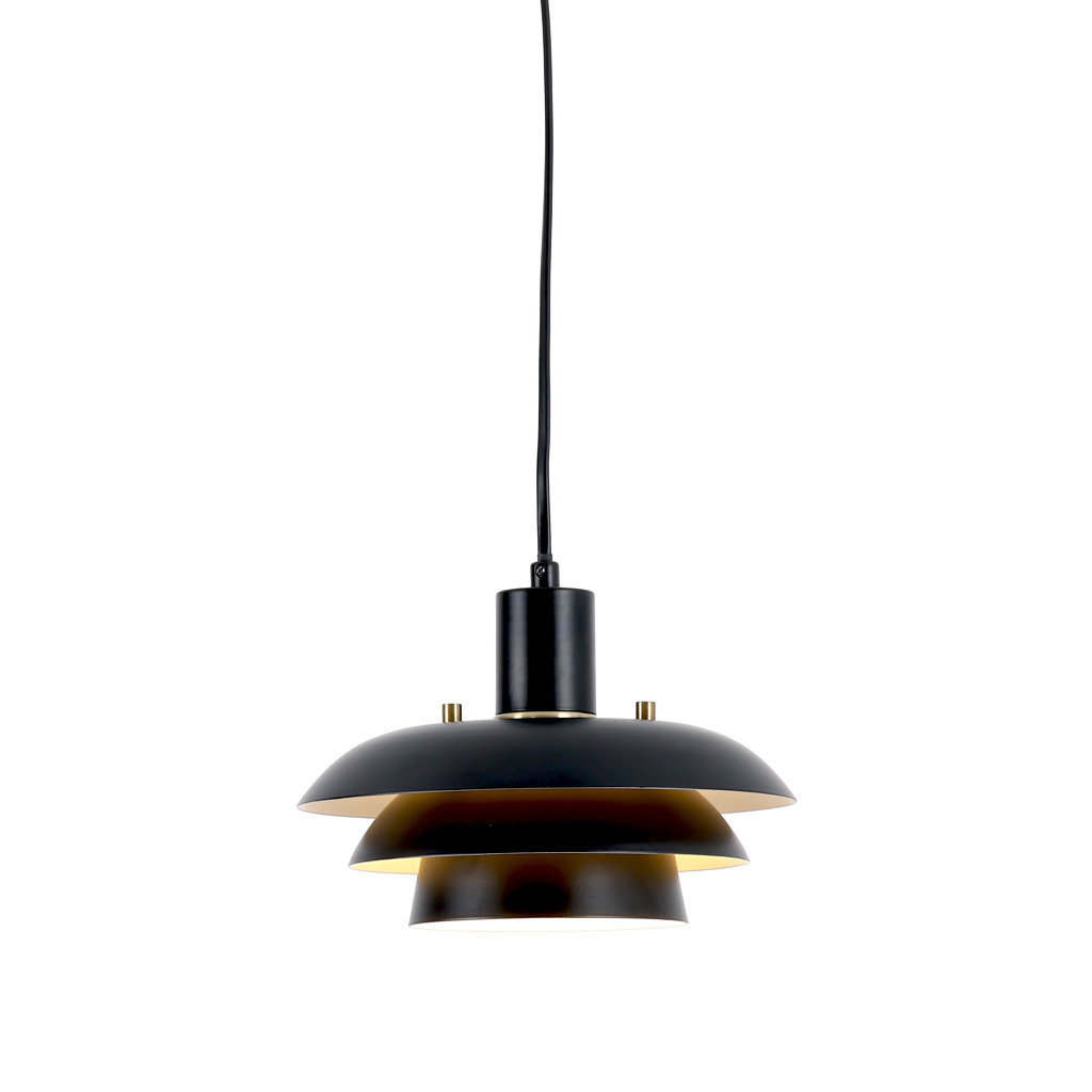 Stealth Ø20 Zwart raamlamp Van Nordic Lighting - De lamp is gemaakt van zwart metaal en heeft een zacht, gelaagd ontwerp dat zorgt voor een aangenaam, naar beneden gericht licht &ndash; perfect voor ramen of kleinere ruimtes.