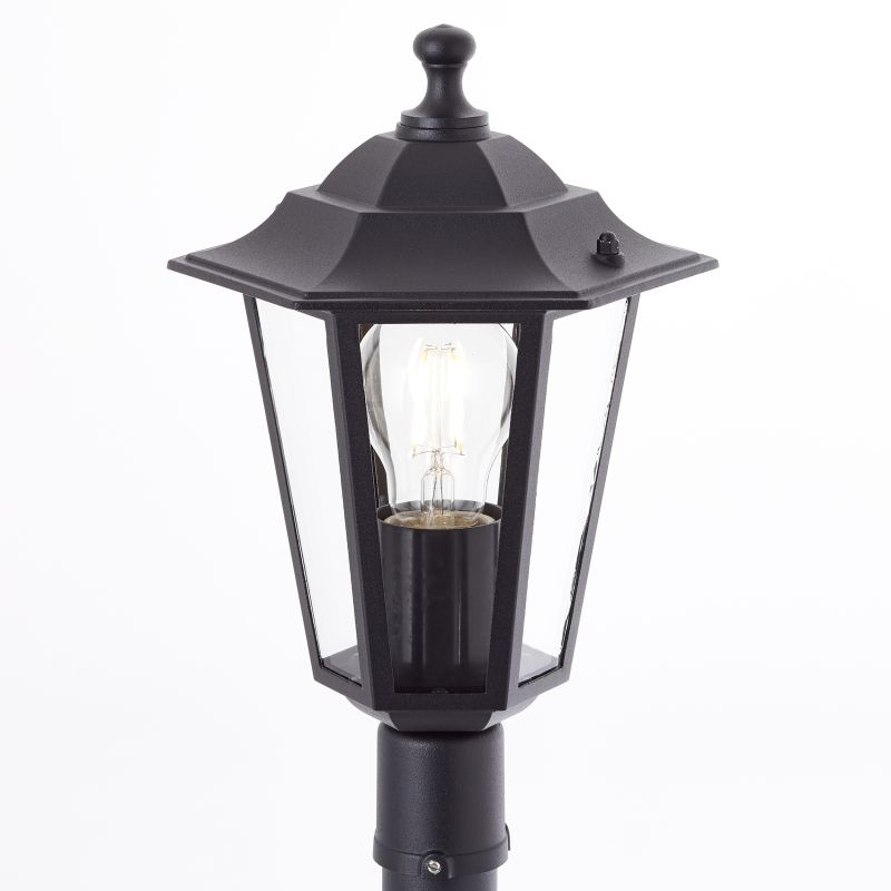 Carleen 100cm Zwart lichtpaaltjes Van Brilliant - Carleen is een praktische paal die veiligheid en oriëntatie creëert langs tuinpaden en bloemperken.