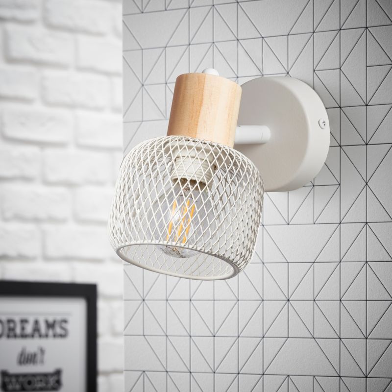 Giada 15cm Wit wandlamp Van Brilliant - De Giada wandspot is een stijlvolle en flexibele verlichtingsoplossing die zowel aan de wand als aan het plafond kan worden gemonteerd.