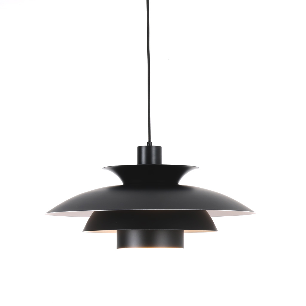 Stealth 2 Ø50 Zwart hanglamp Van Nordic Lighting - De gelaagde kappen geven een aangenaam en gericht licht en dragen bij aan de decoratieve vorm van de lamp.