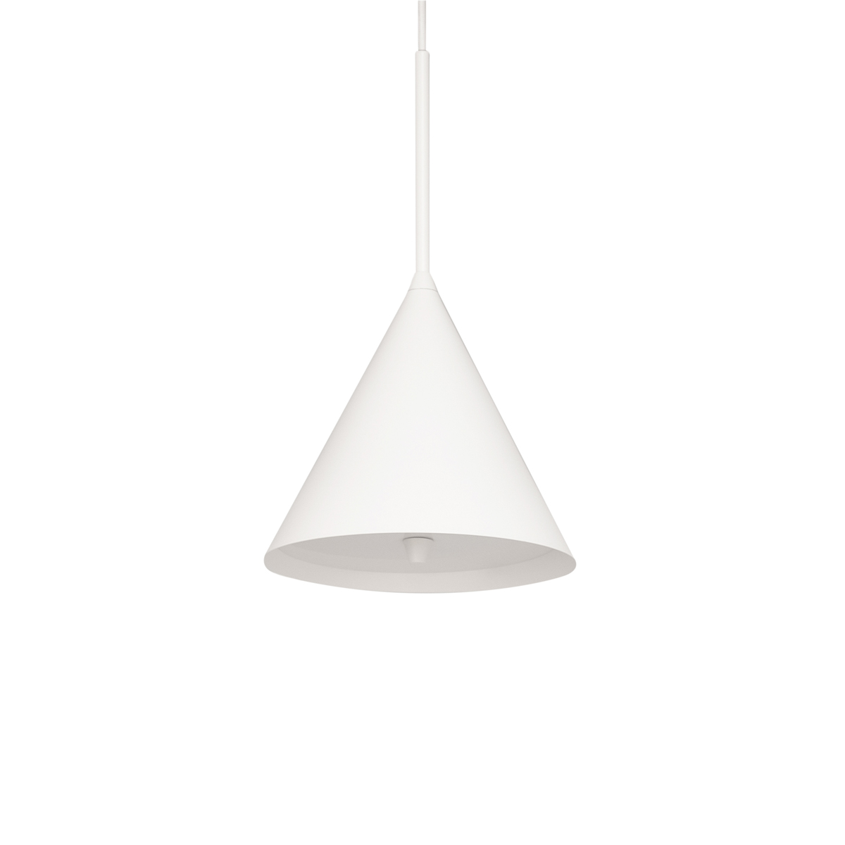 Idre Ø20 Vit hanglamp Van Armaturhantverk - Nedtill har lampan en akrylsk&auml;rm som bidrar till en j&auml;mn ljusspriding men ocks&aring; till att undvika bl&auml;ndning.
