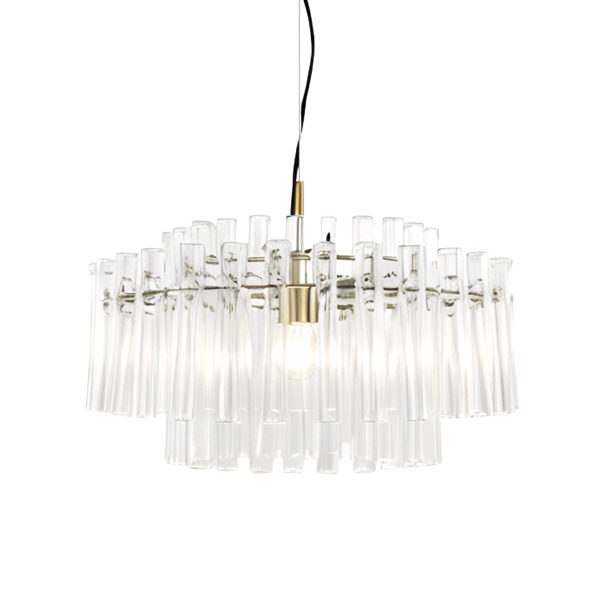 Lancaster Ø54 Messing/transparant hanglamp Van Lampan - Het elegante ontwerp met zijn moderne uitstraling en warme messingtint maakt de lamp een perfecte blikvanger boven de eettafel, in de woonkamer of hal.