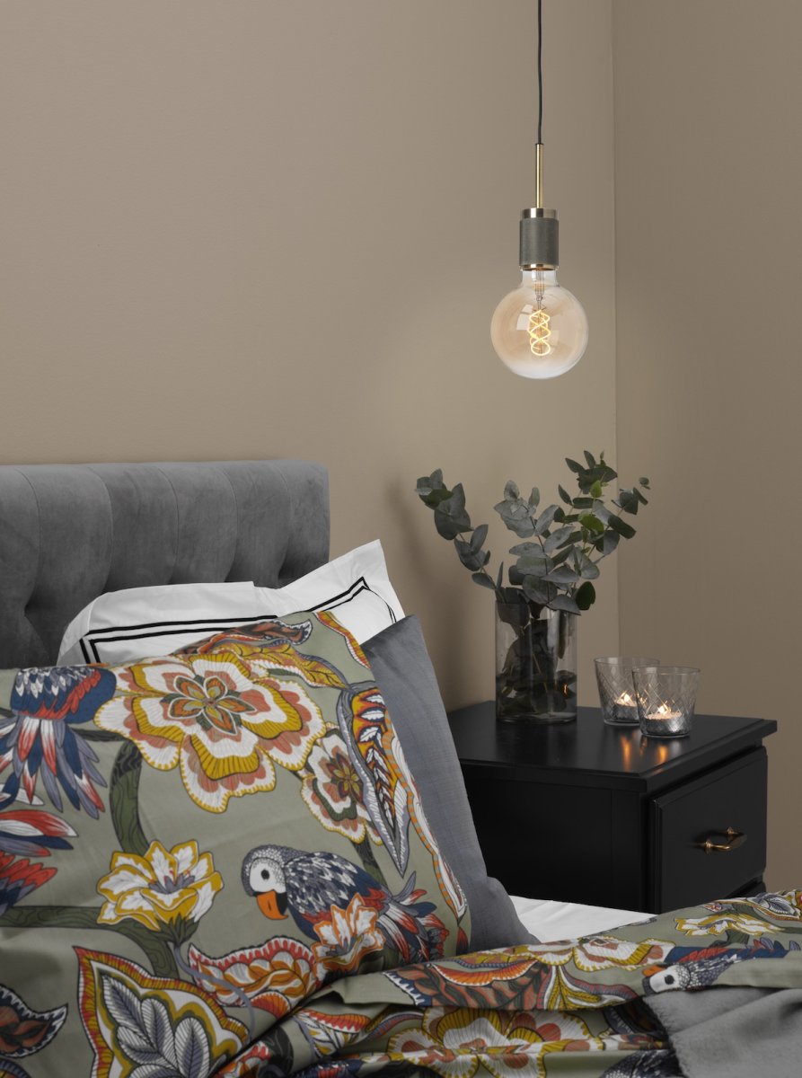 Upphäng Ø9 Antiek messing raamlamp Van Cottex - Wordt geleverd met een snoer van 3,5 meter en een stekker.