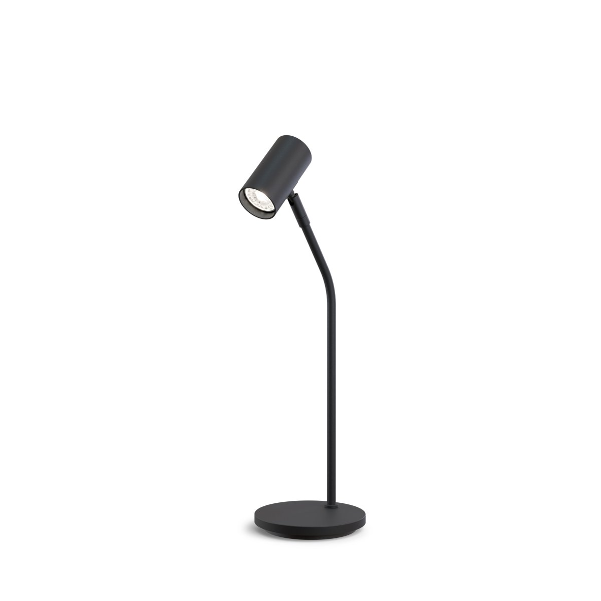 Tyson 54cm Zwart bureaulamp Van Belid - De Tyson tafellamp heeft een eenvoudig en stijlvol ontwerp in zwart getextureerd metaal, met een verstelbare lampenkap waarmee u het licht precies daar kunt richten waar u het nodig heeft om te lezen of werken.
