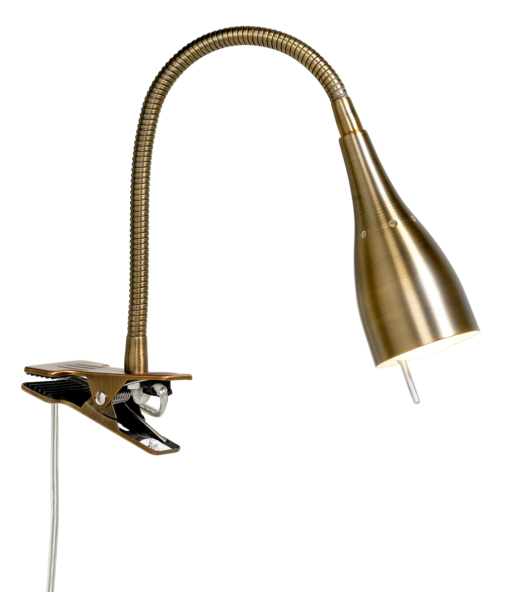 Tanum Oxyde klemlamp Van Armaturhantverk - Dankzij de verstelbare flexarm kunt u het licht eenvoudig richten, ideaal voor lezen of werken.