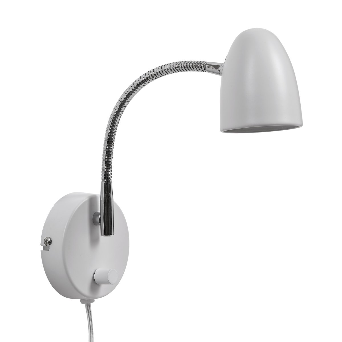Koster Wit leeslamp Van Armaturhantverk - Deze moderne wandlamp combineert een stijlvolle witte kap met chromen details voor een elegant en functioneel design.