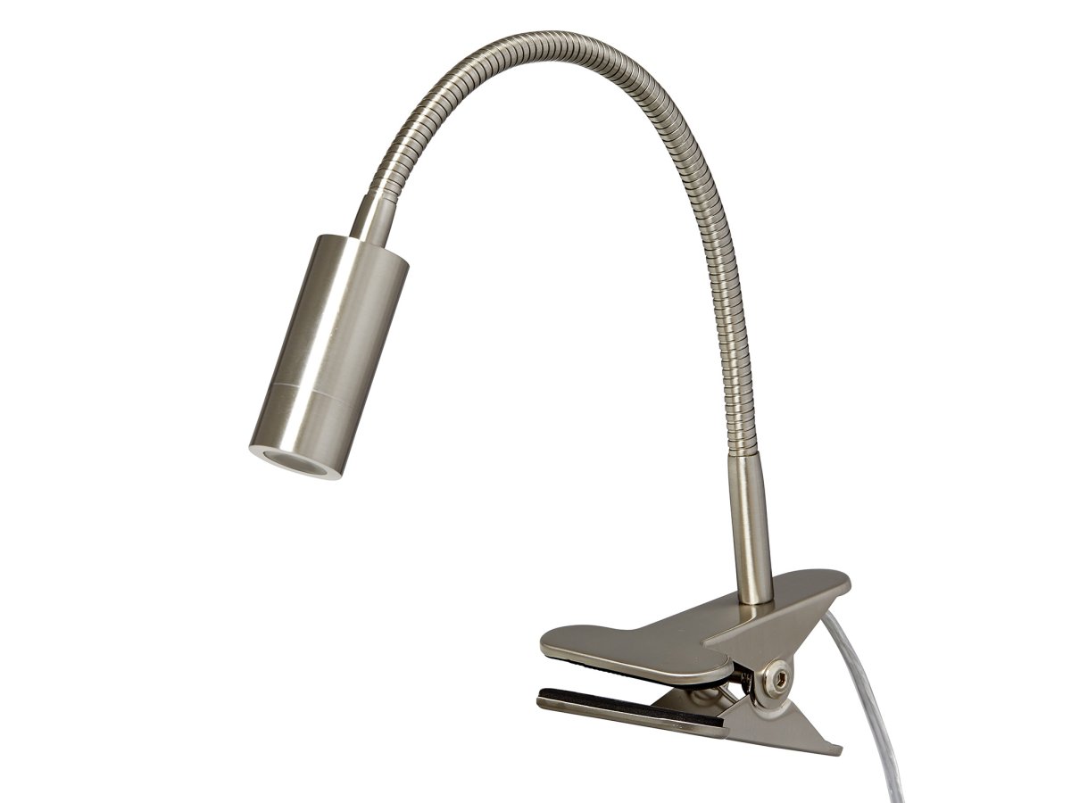 Arholma Nikkel klemlamp Van Armaturhantverk - Dankzij de sterke klem kunt u de lamp op verschillende oppervlakken bevestigen, voor maximale flexibiliteit.