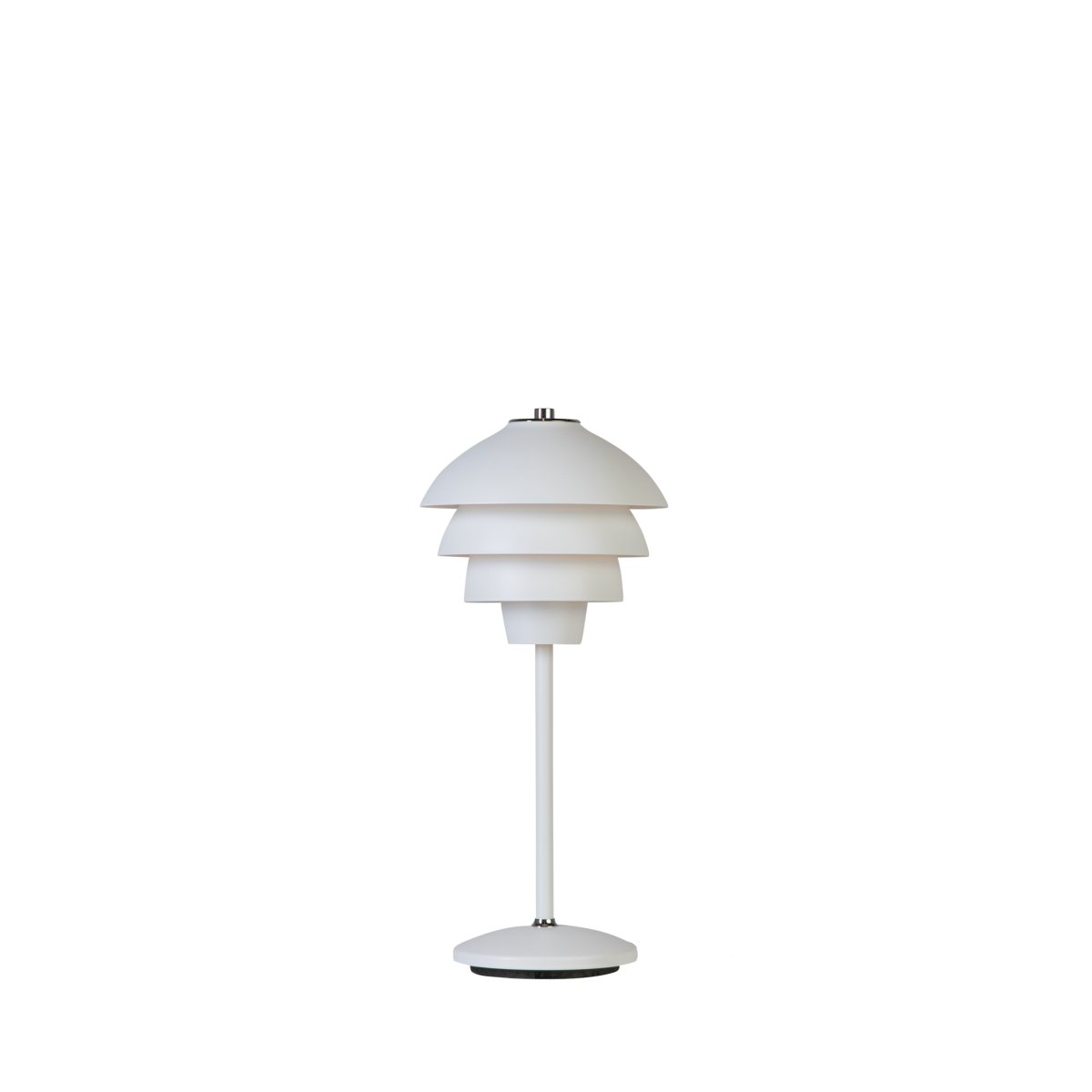 Valencia 40cm Mat wit tafellamp Van - Met de vier metalen lampenkappen zorgt hij voor een gelijkmatig en aangenaam licht en een prachtig lichtpatroon.
