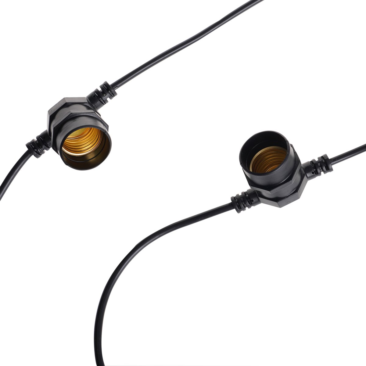 Cosy Zwart Van Lightson - Wil je een langere lus &ndash; Sluit meerdere Cosy Lights achter elkaar aan tot een totaal van 6 lichtsnoeren, wat een totale lengte van 30 meter oplevert.