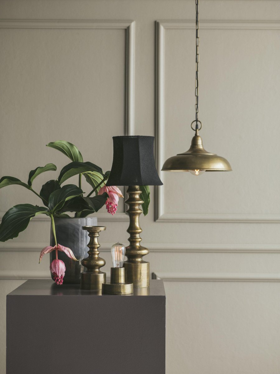 Philadelphia Ø35 Goud hanglamp Van PR Home - Philadelphia is een stijlvolle en klassieke metalen plafondlamp met een rustieke afwerking.