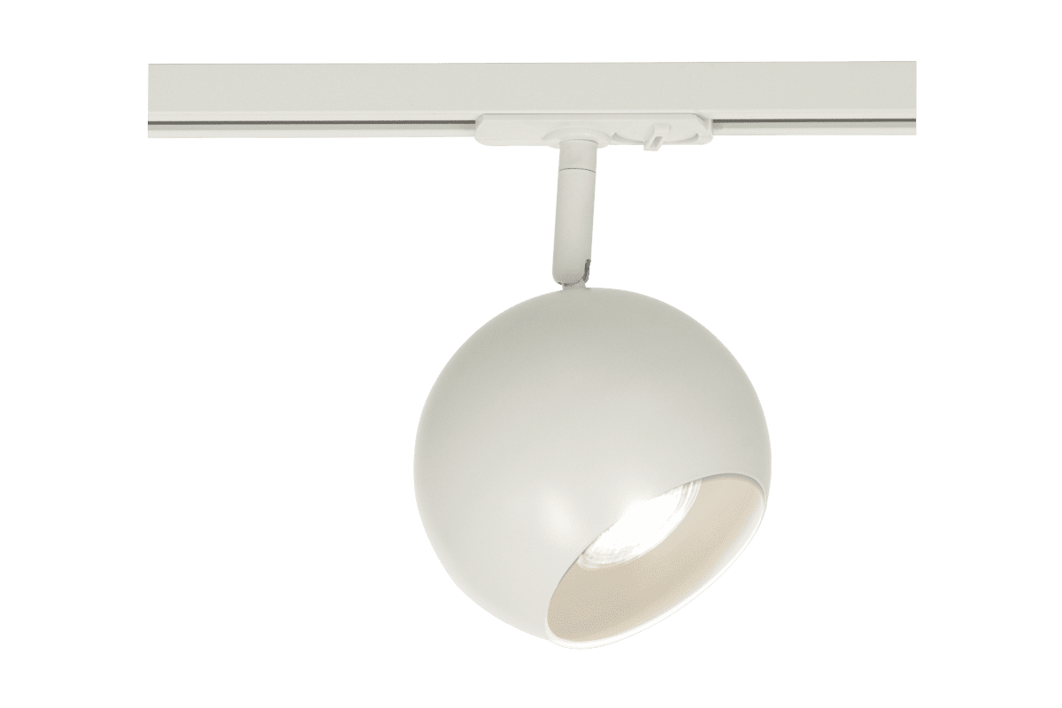 Ball spotlight Mat wit Van Aneta Lighting - Het ronde ontwerp zorgt voor een zachte en elegante uitstraling, terwijl de richtfunctie het gemakkelijk maakt om het licht te richten waar het nodig is.
